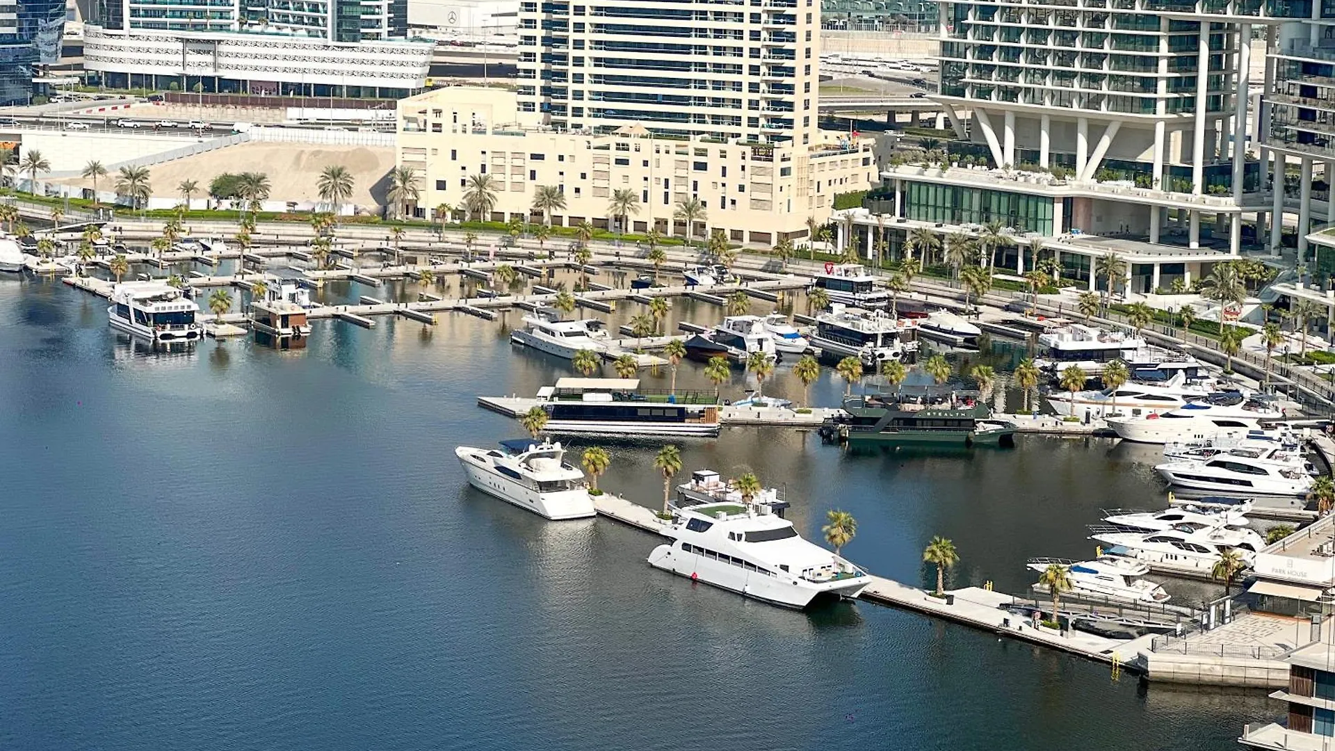 Apartment Ferienwohnung Keyrock Living - Chic Reva 1Br With Pool Access Dubai